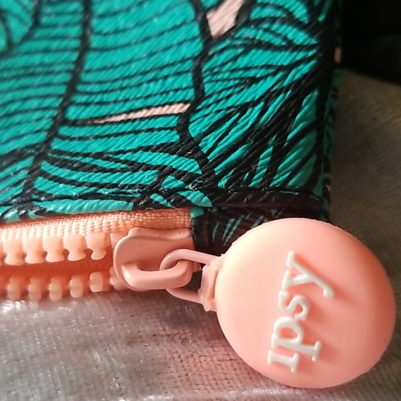 Ipsy Mini Bag - Picture 2 of 2